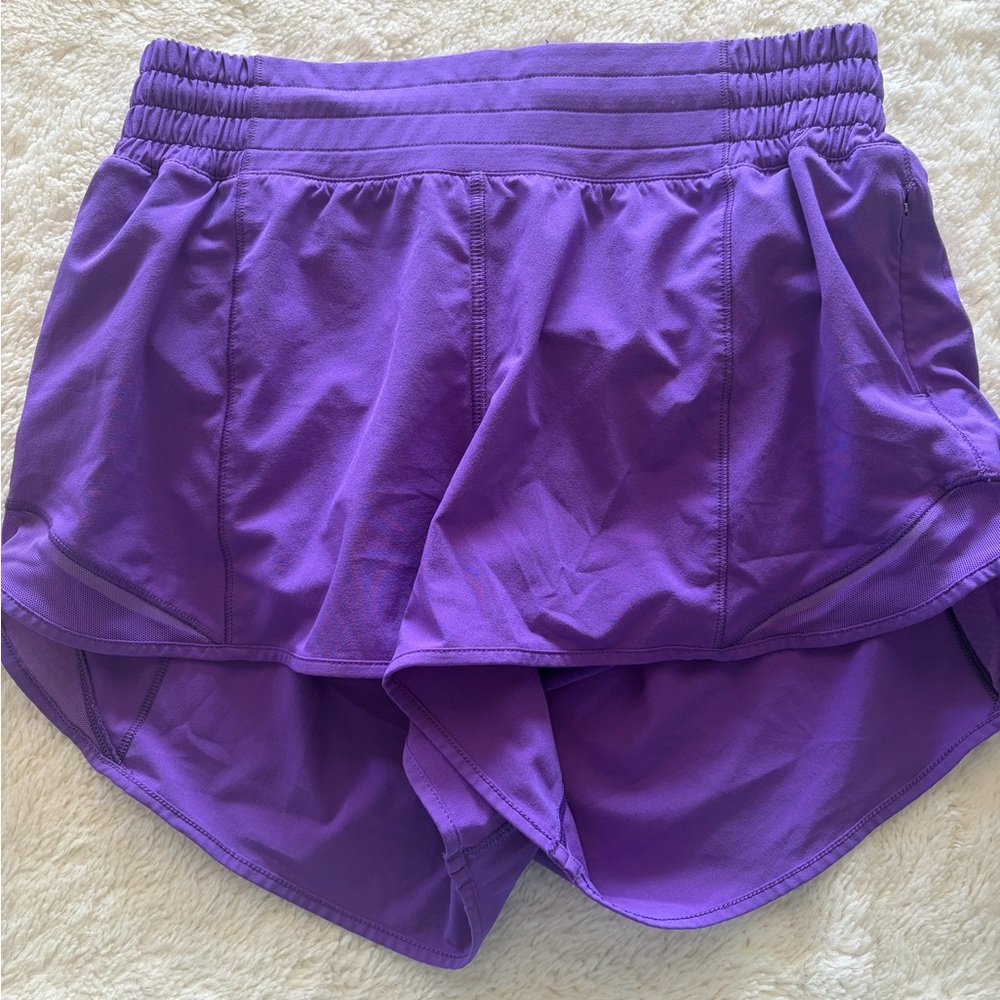 Lululemon atomic purple high rise hotty hot shorts